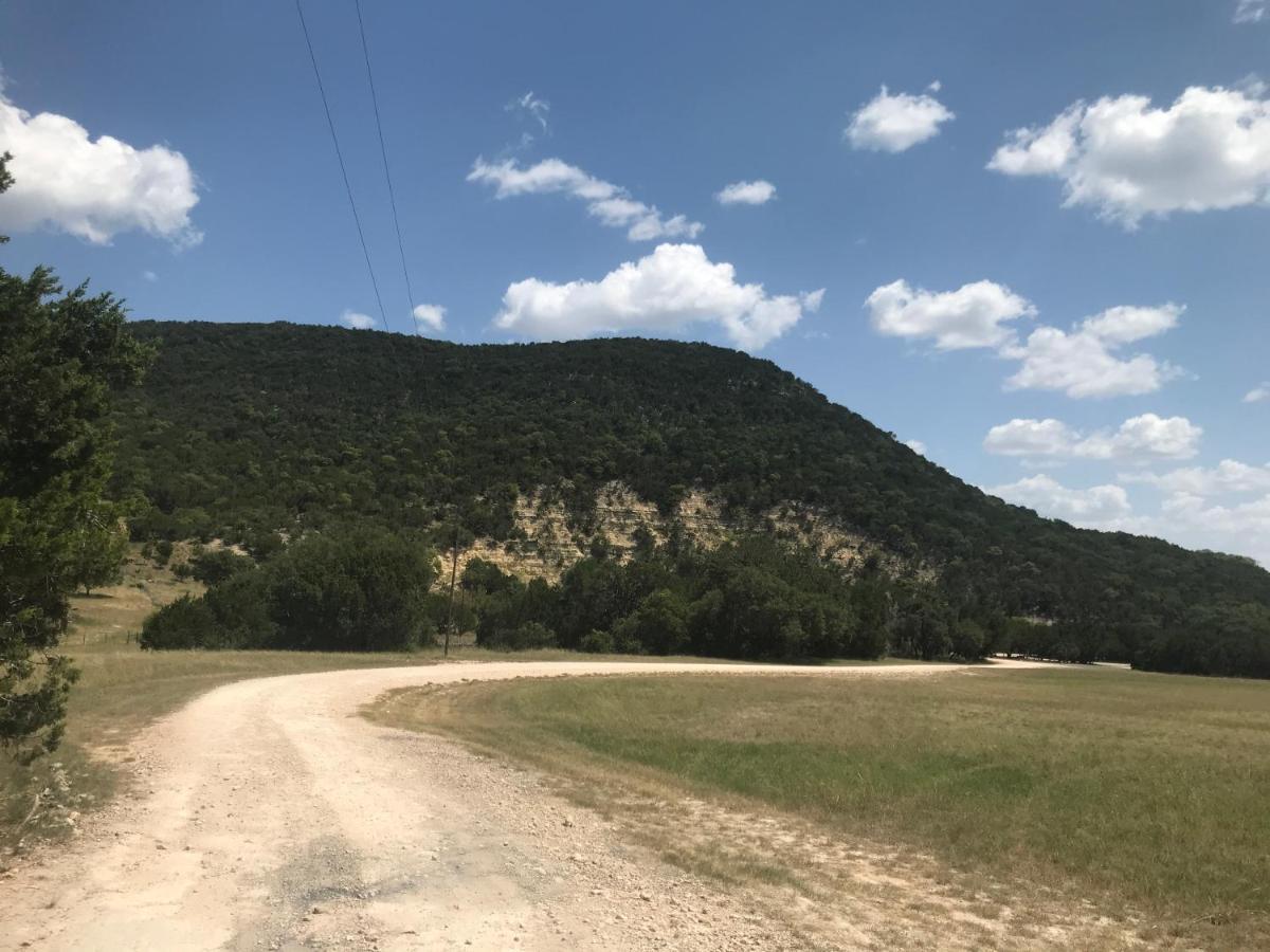 A Peace Of Heaven Cabins And Rv Vanderpool Εξωτερικό φωτογραφία