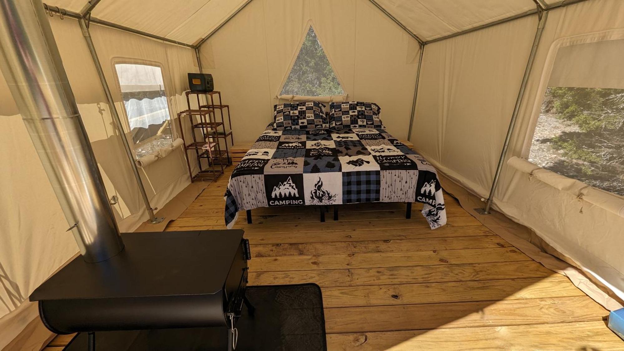 A Peace Of Heaven Cabins And Rv Vanderpool Εξωτερικό φωτογραφία