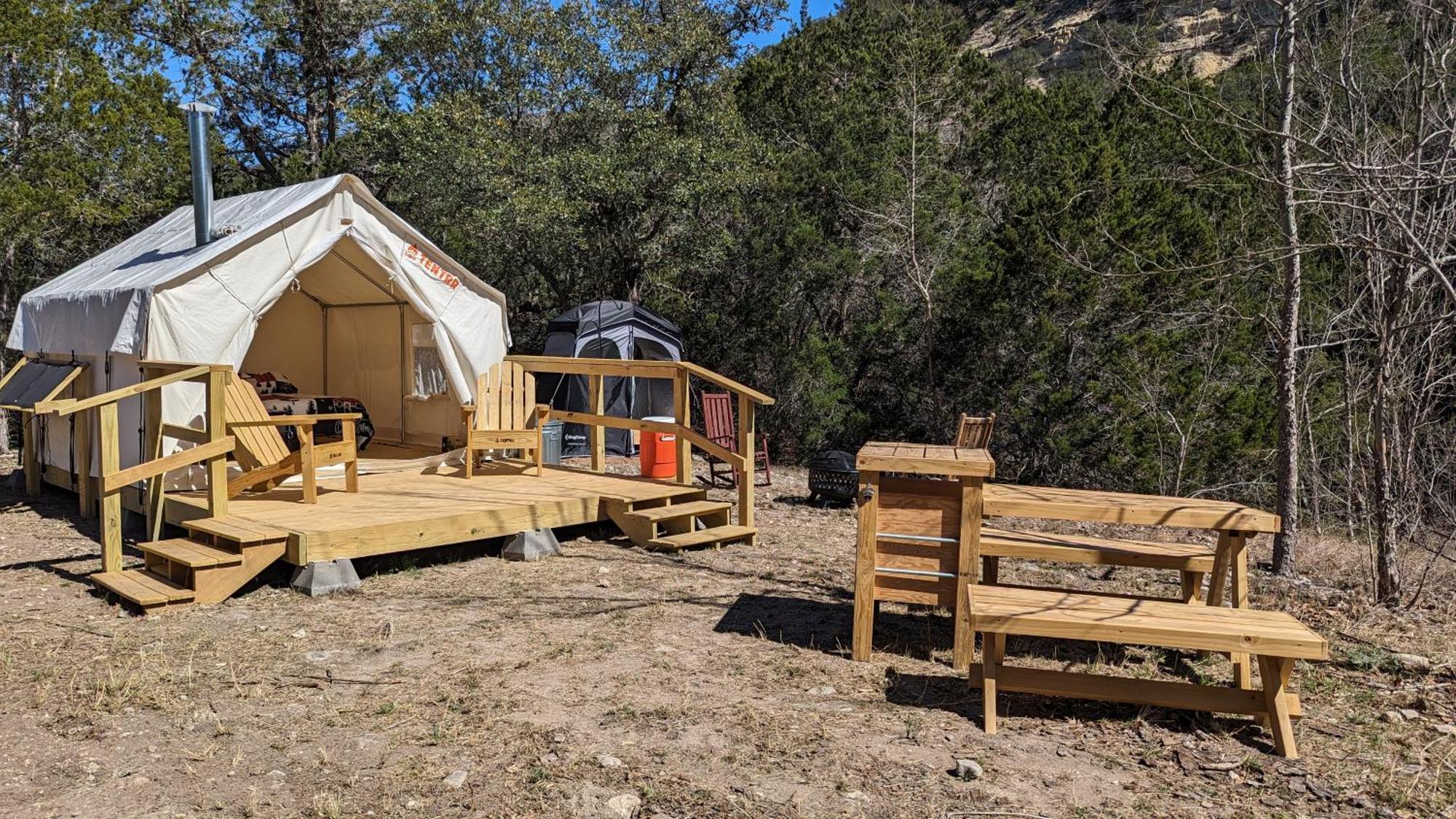 A Peace Of Heaven Cabins And Rv Vanderpool Εξωτερικό φωτογραφία