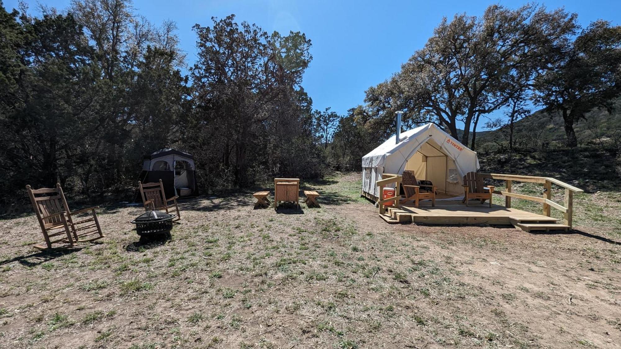 A Peace Of Heaven Cabins And Rv Vanderpool Εξωτερικό φωτογραφία