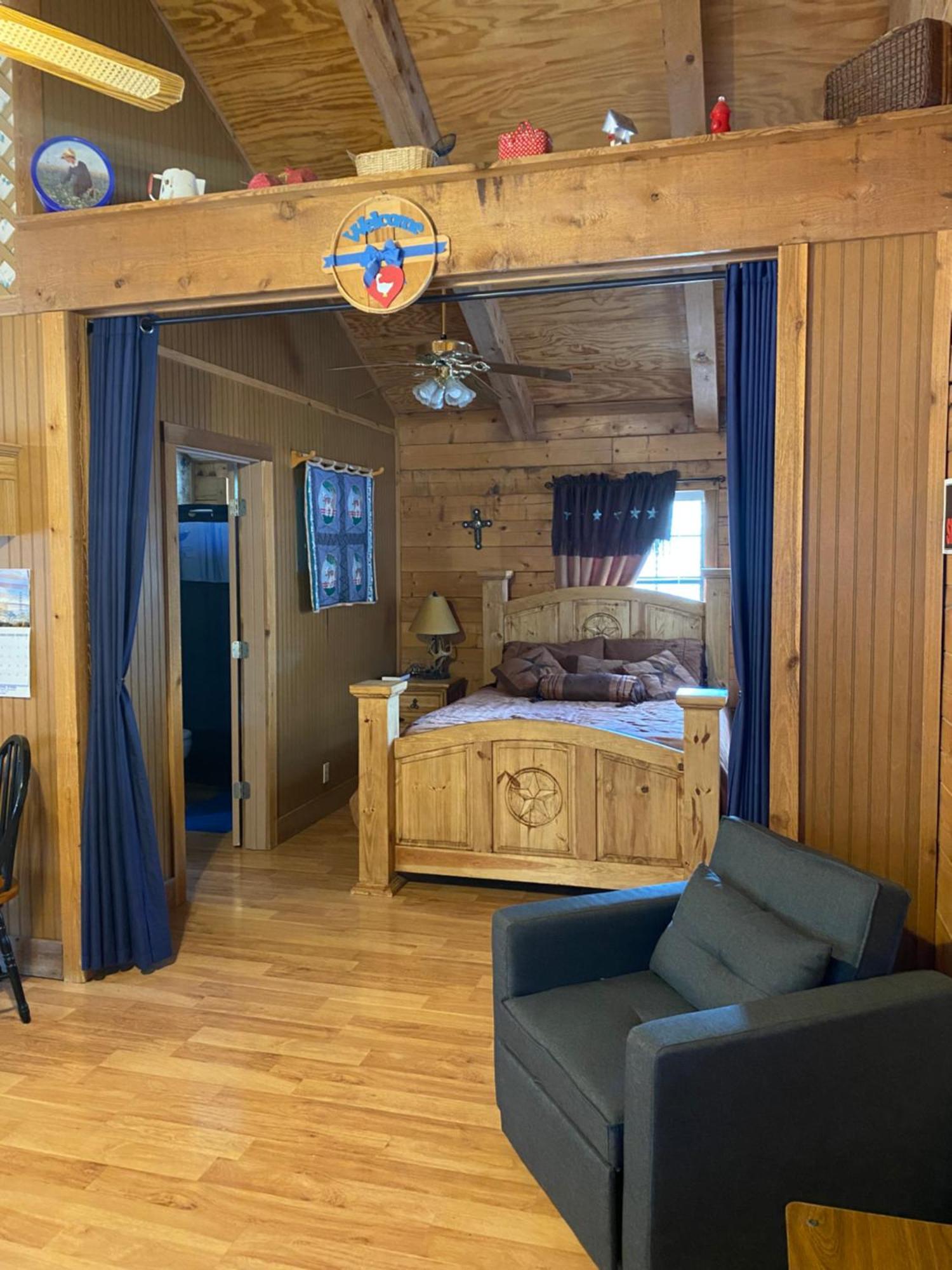 A Peace Of Heaven Cabins And Rv Vanderpool Εξωτερικό φωτογραφία