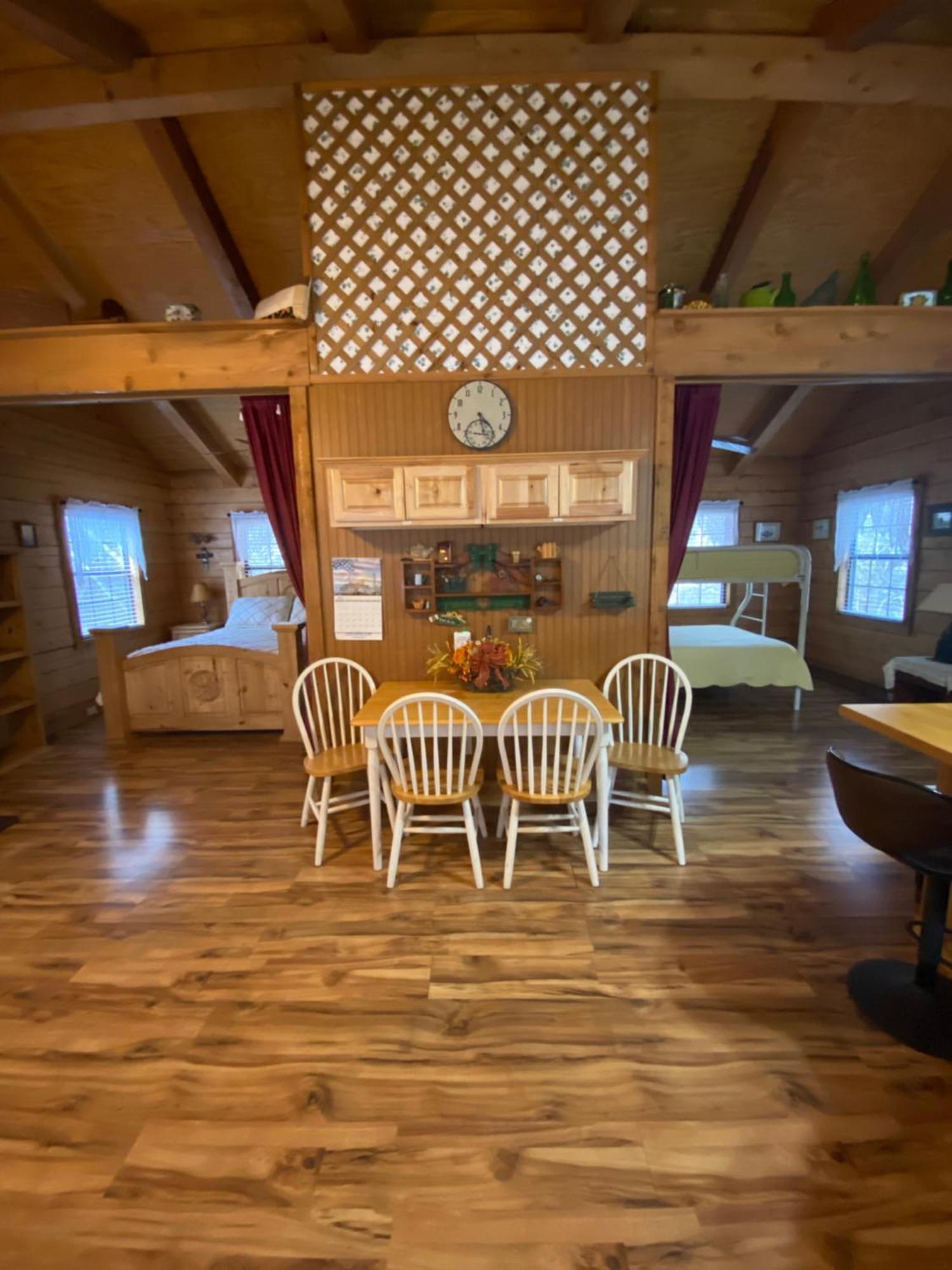 A Peace Of Heaven Cabins And Rv Vanderpool Εξωτερικό φωτογραφία